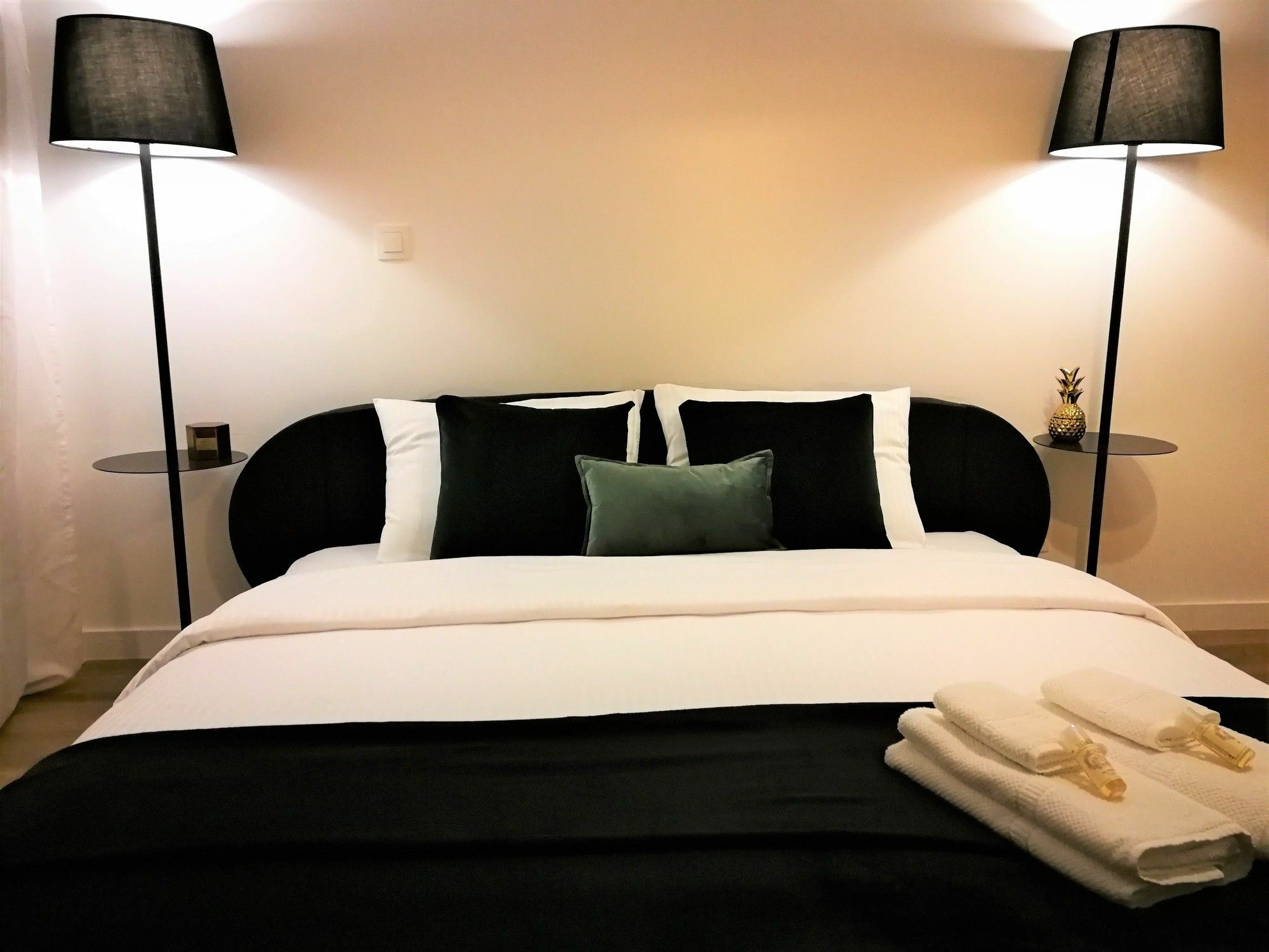Industrial Lisbon Apartment (Adults Only) Zewnętrze zdjęcie